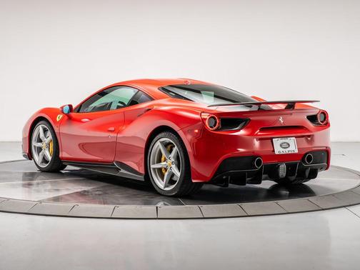 2018 Ferrari 488 GTB Base