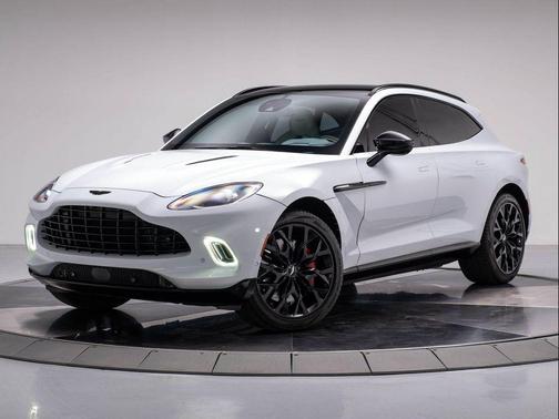 2021 Aston Martin DBX Base
