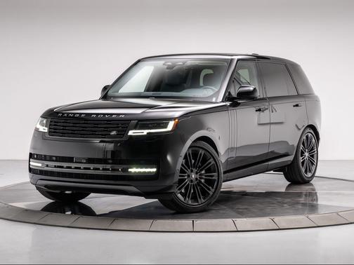 2025 Land Rover Range Rover P400 SE 7 Seat