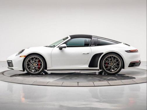 2022 Porsche 911 Targa 4S