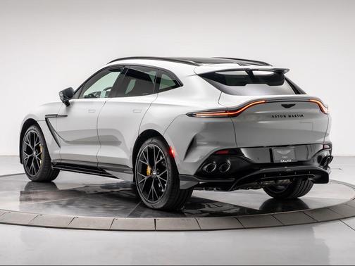 2026 Aston Martin DBX 707