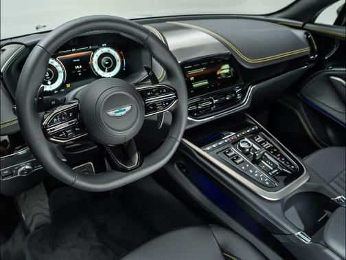 2026 Aston Martin DBX 707