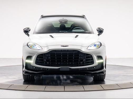 2026 Aston Martin DBX 707