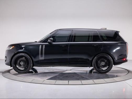 2023 Land Rover Range Rover P530 SE