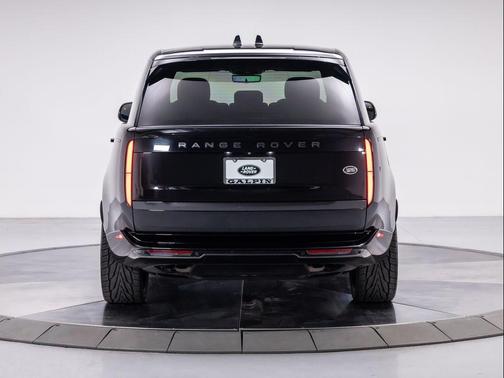 2023 Land Rover Range Rover P530 SE