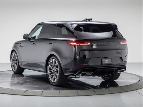 SANTORINI BLACK 2026 Land Rover Range Rover Sport SE