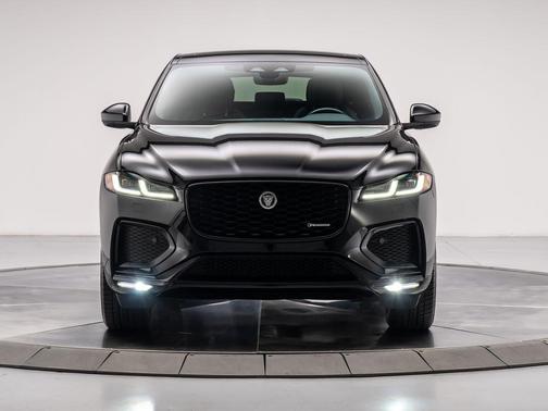 Santorini Black 2024 Jaguar F-PACE P400 R-Dynamic S