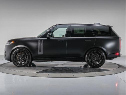 2025 Land Rover Range Rover P530 SE