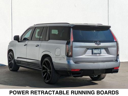 2022 Cadillac Escalade ESV Sport