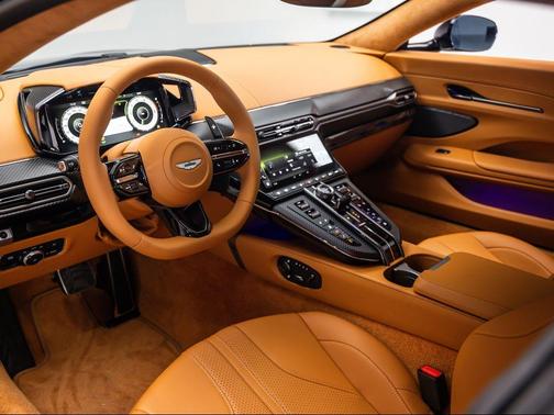 2026 Aston Martin Vantage 