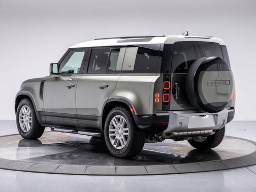 2024 Land Rover Defender 110 P400 S