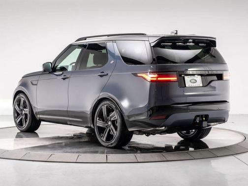 2025 Land Rover Discovery P360 Dynamic SE