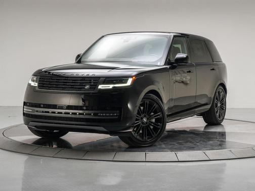 2025 Land Rover Range Rover P530 SE 7 Seat