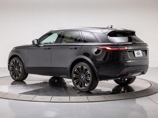 2026 Land Rover Range Rover Velar P400 Dynamic SE