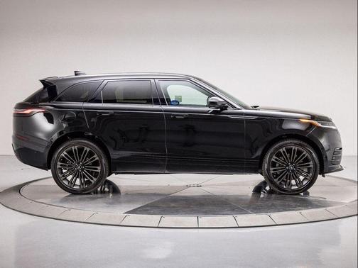 2026 Land Rover Range Rover Velar P400 Dynamic SE