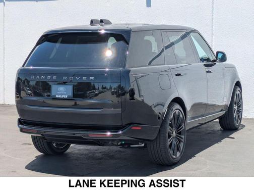 2025 Land Rover Range Rover P530 SE 7 Seat