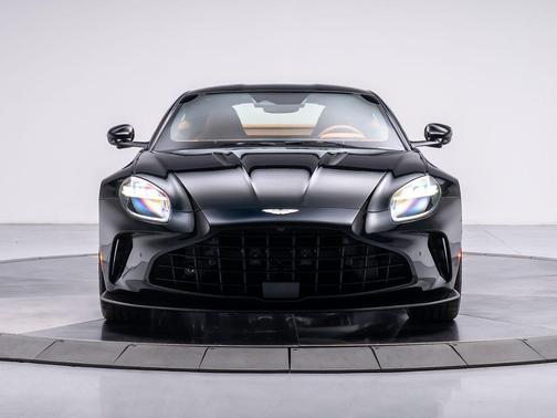 2026 Aston Martin Vantage 