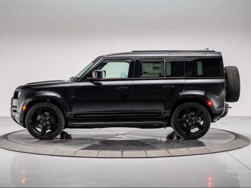 2026 Land Rover Defender P400 X-Dynamic SE