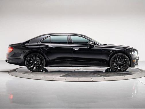 2021 Bentley Flying Spur V8
