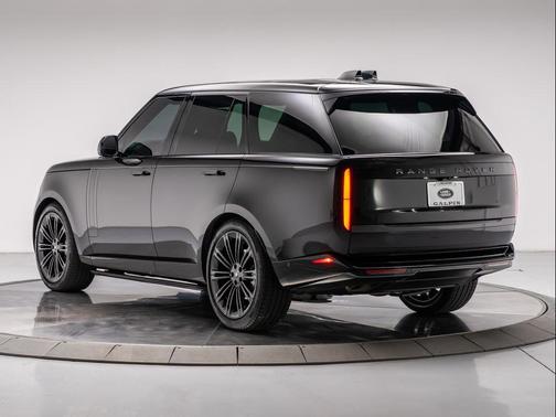 2025 Land Rover Range Rover P400 SE