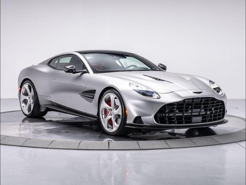 2025 Aston Martin Vanquish Base