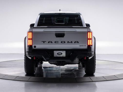 2025 Toyota Tacoma Hybrid TRAILHUNTER