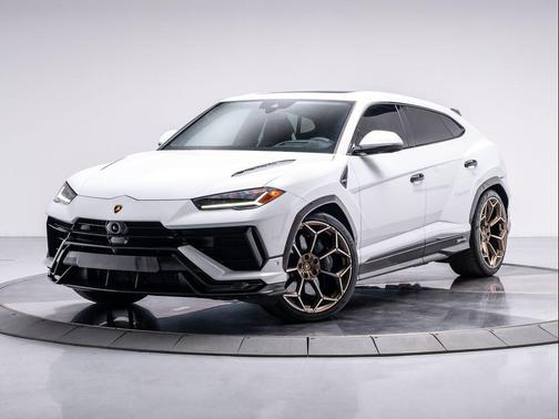 2023 Lamborghini Urus Performante