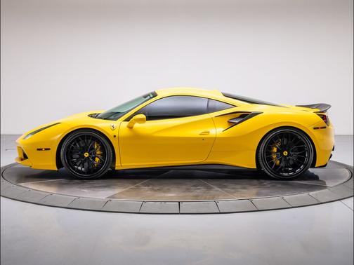 Giallo Modena 2018 Ferrari 488 GTB Base