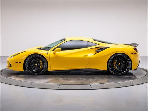 2018 Ferrari 488 GTB Base
