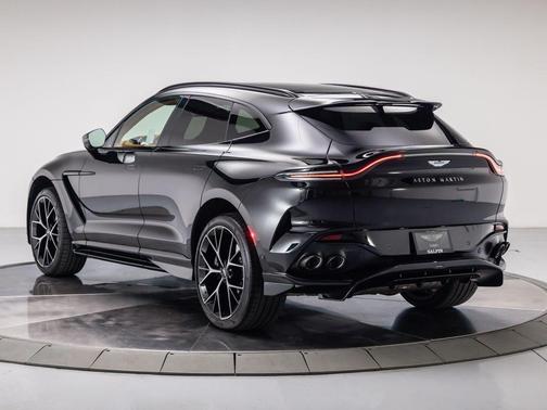 2026 Aston Martin DBX 707