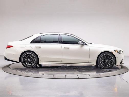 MANUFAKTUR Diamond White 2023 Mercedes-Benz S-Class S 580 4MATIC