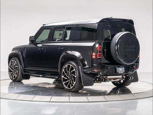 2025 Land Rover Defender 110 P500 X-Dynamic SE