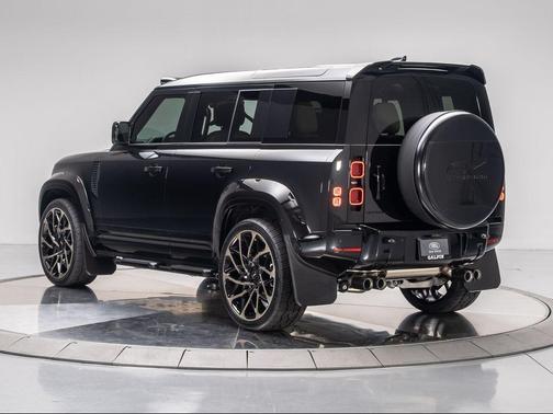 2025 Land Rover Defender 110 P500 X-Dynamic SE