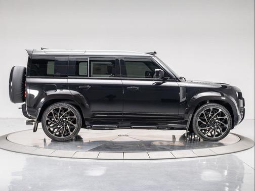 2025 Land Rover Defender 110 P500 X-Dynamic SE