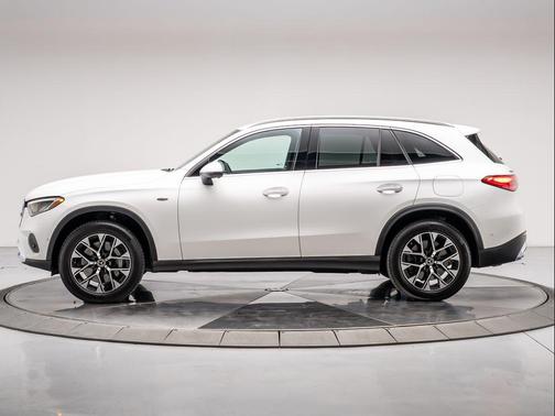 2025 Mercedes-Benz GLC 350e Base 4MATIC