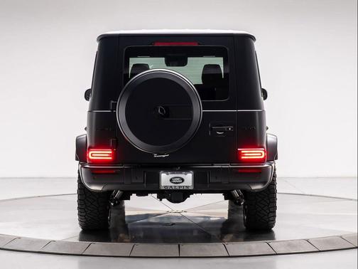 MANUFAKTUR Night Black Magno 2025 Mercedes-Benz AMG G 63 Base