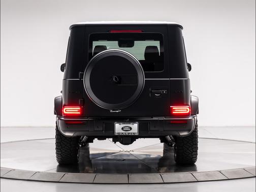 MANUFAKTUR Night Black Magno 2025 Mercedes-Benz AMG G 63 Base