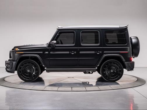 MANUFAKTUR Night Black Magno 2025 Mercedes-Benz AMG G 63 Base