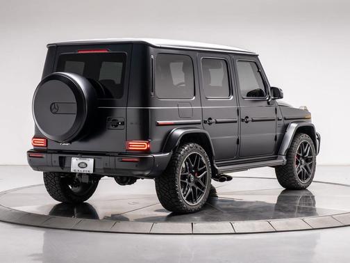 MANUFAKTUR Night Black Magno 2025 Mercedes-Benz AMG G 63 Base