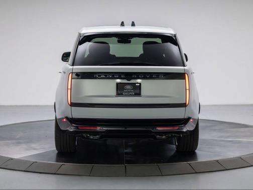 ETHEREAL FROST SILVER IN SATIN 2026 Land Rover Range Rover Autobiography LWB