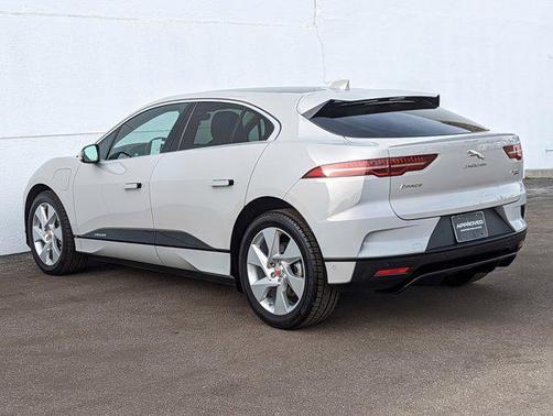 Photo 3 of 39 of 2019 Jaguar I-PACE EV400 SE