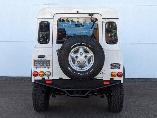 Photo 4 of 32 of 1997 Land Rover Defender 90 Hard Top