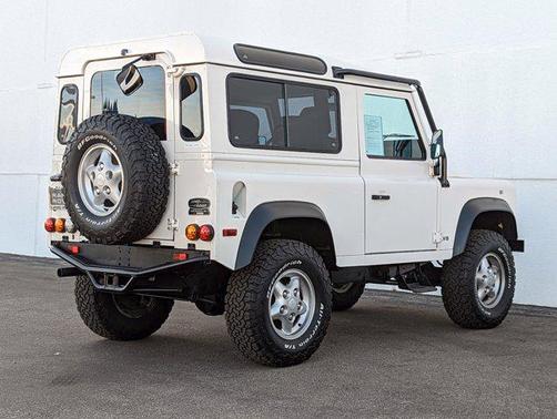 Photo 5 of 32 of 1997 Land Rover Defender 90 Hard Top