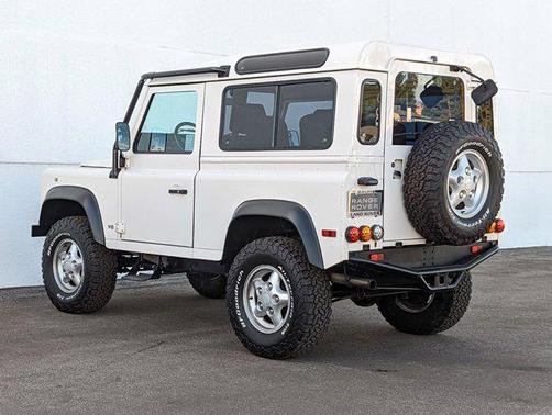 Photo 3 of 32 of 1997 Land Rover Defender 90 Hard Top
