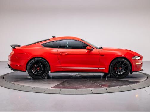 2020 Ford Mustang EcoBoost