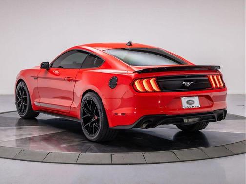 2020 Ford Mustang EcoBoost