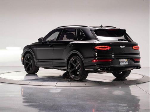 2022 Bentley Bentayga V8