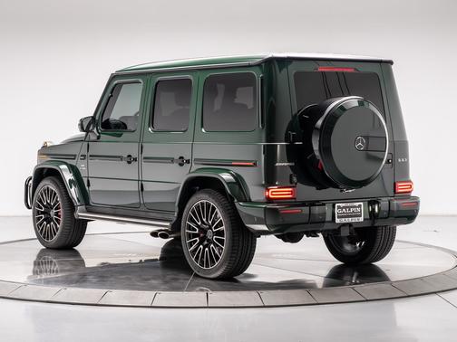 G manufaktur Deep Green 2022 Mercedes-Benz AMG G 63 Base