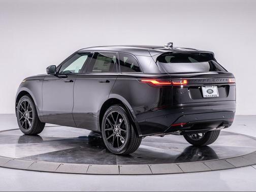2026 Land Rover Range Rover Velar P400 Dynamic SE