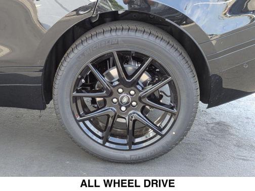 2026 Land Rover Range Rover Velar P400 Dynamic SE